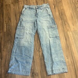 American Eagle Outfitters Light Blue Stretch Jeans
